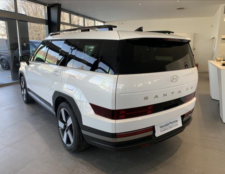 Hyundai Santa Fe SUV / Terénní 1,6 l 158 kw