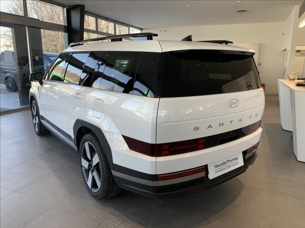 Hyundai Santa Fe SUV / Terénní 1,6 l 158 kw