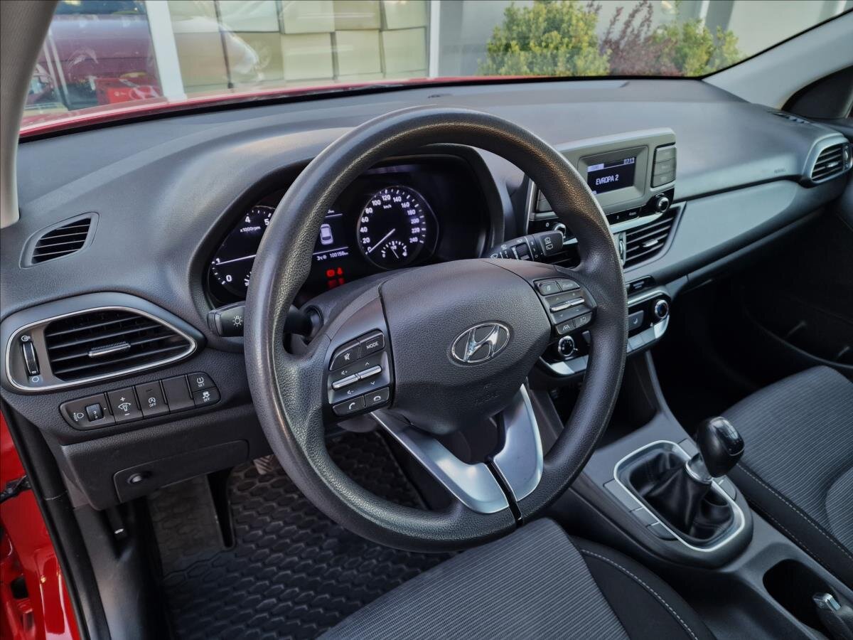 Hyundai i30 Kombi 998,0 88 kw