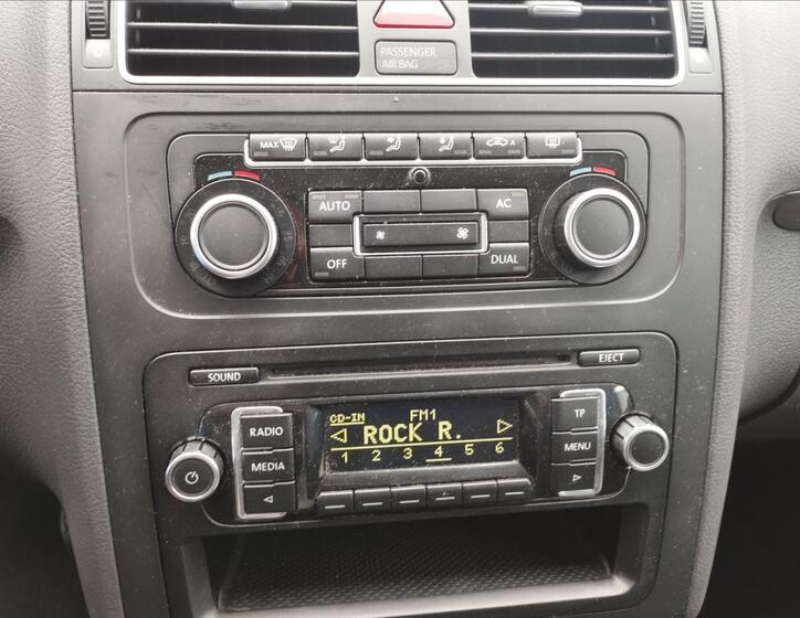 Volkswagen Touran 13