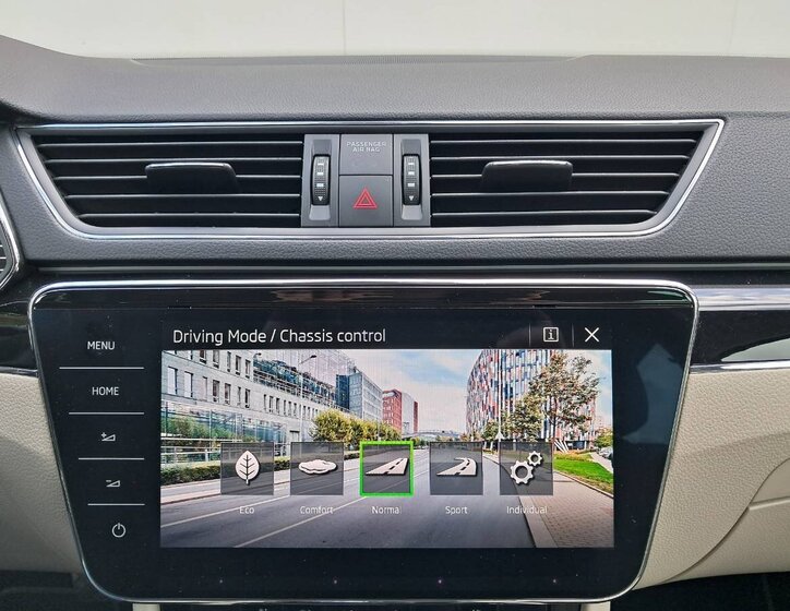 Škoda Superb Liftback 1,4 l 115 kw