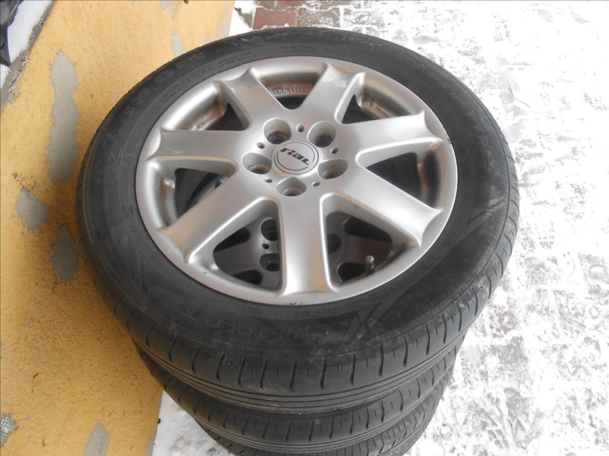 Volkswagen Touran MPV 2,0 l 103 kw