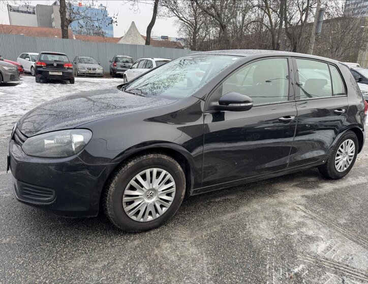 Volkswagen Golf Hatchback 1,6 l 77 kw