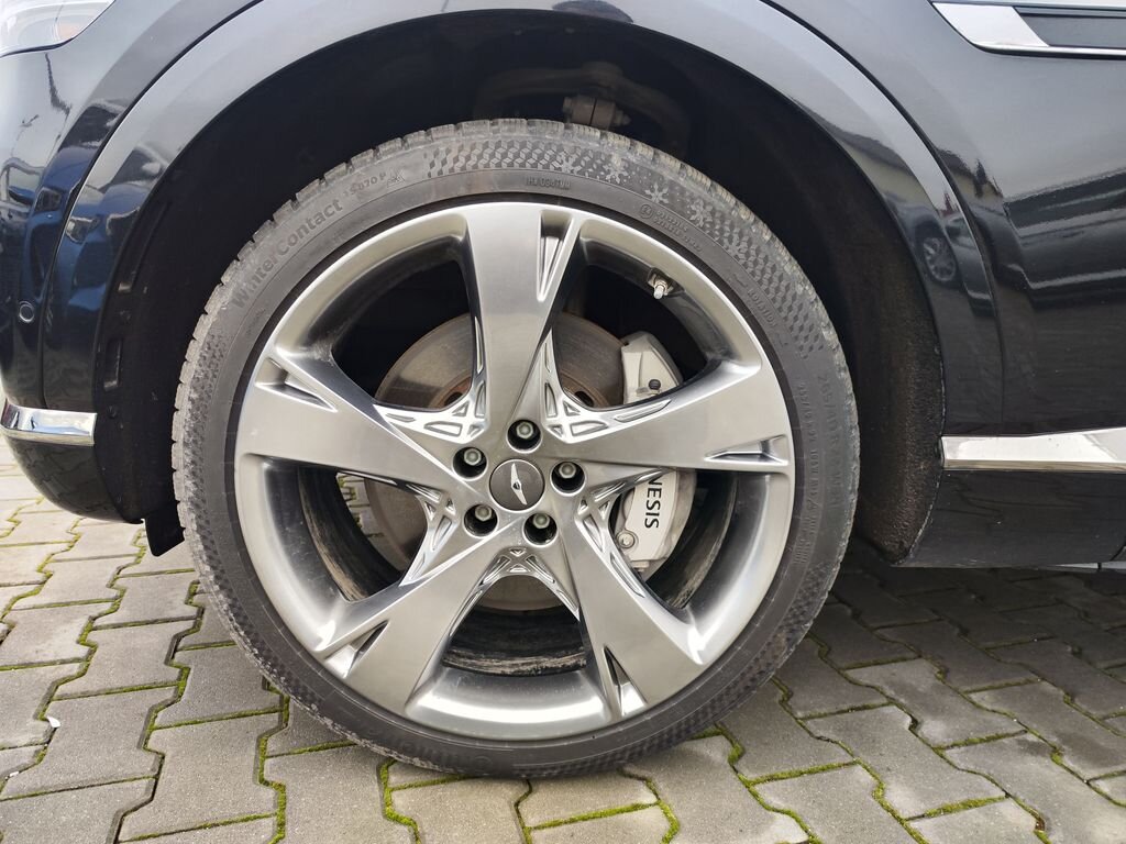 Ostatní Ostatní SUV 3,5 l 279 kw