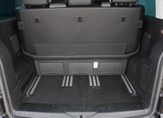 Volkswagen Multivan 14