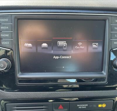 Volkswagen Golf Sportsvan 19