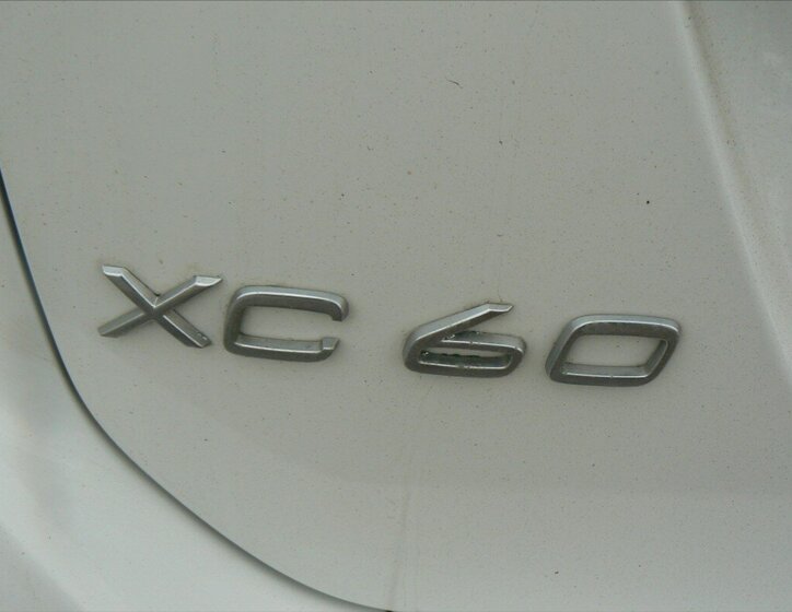Volvo XC60 SUV 2,4 l 120 kw