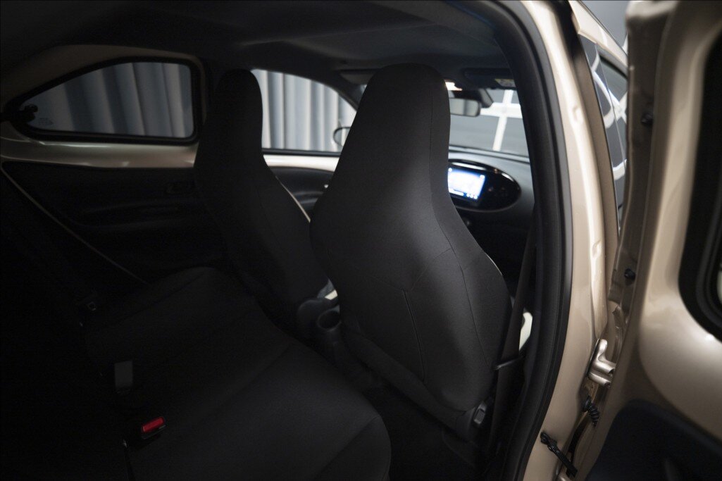 Toyota Aygo Hatchback 998,0 53 kw