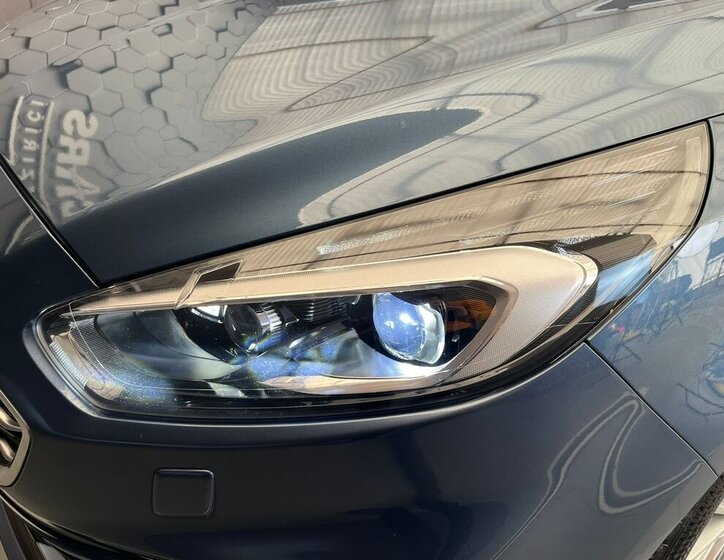 Ford S-MAX MPV 2,5 l 140 kw