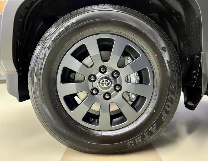 Toyota Land Cruiser 8