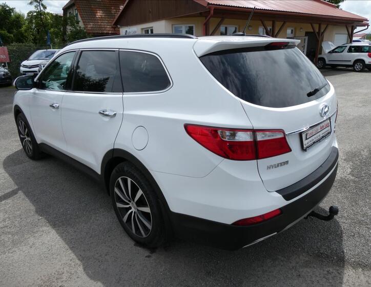 Hyundai Grand Santa Fe 7