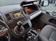 Volkswagen Multivan 31