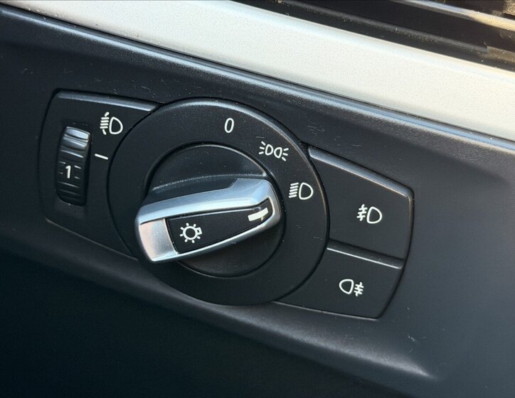 BMW Řada 3 Kombi 2,0 l 105 kw