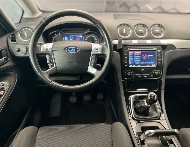 Ford S-MAX MPV 2,0 l 103 kw