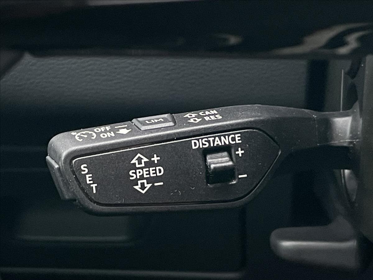 Audi A6 Allroad Kombi 3,0 l 253 kw