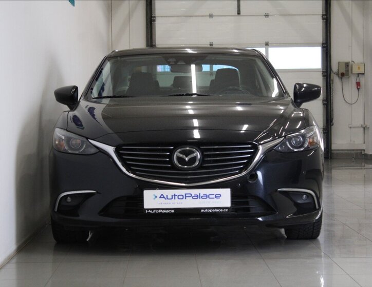 Mazda 6 Sedan / Limuzína 2,2 l 129 kw