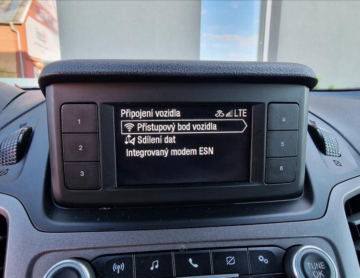 Ford Transit Connect 32