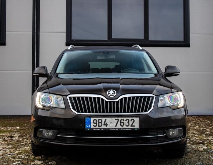 Škoda Superb 2