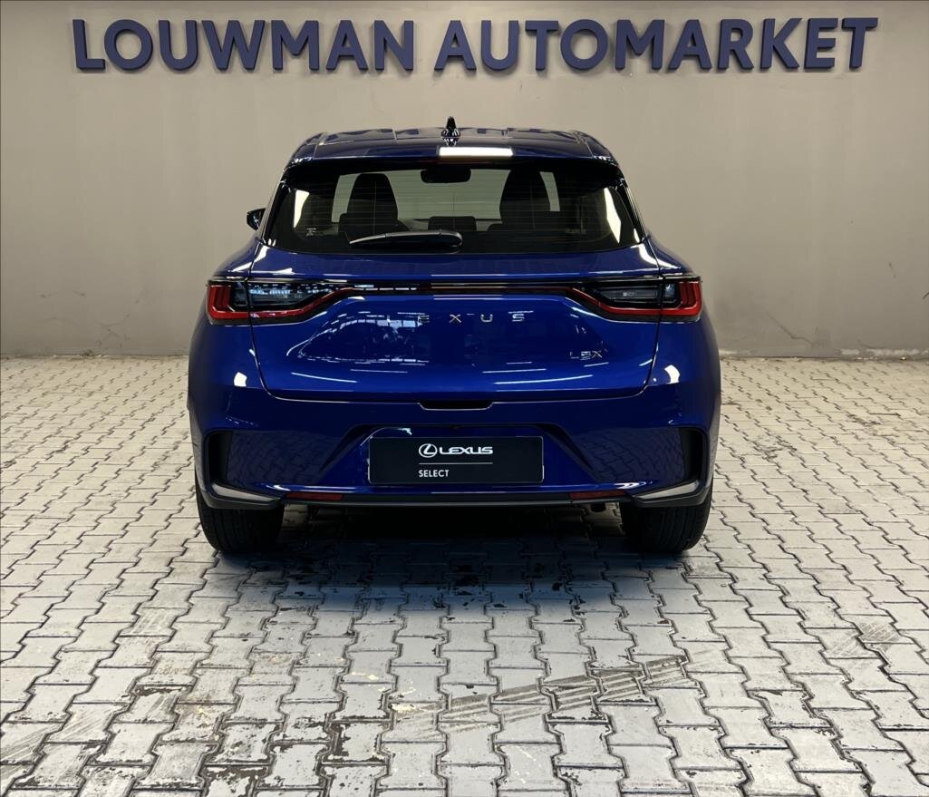 Lexus LBX SUV 1,5 l 100 kw