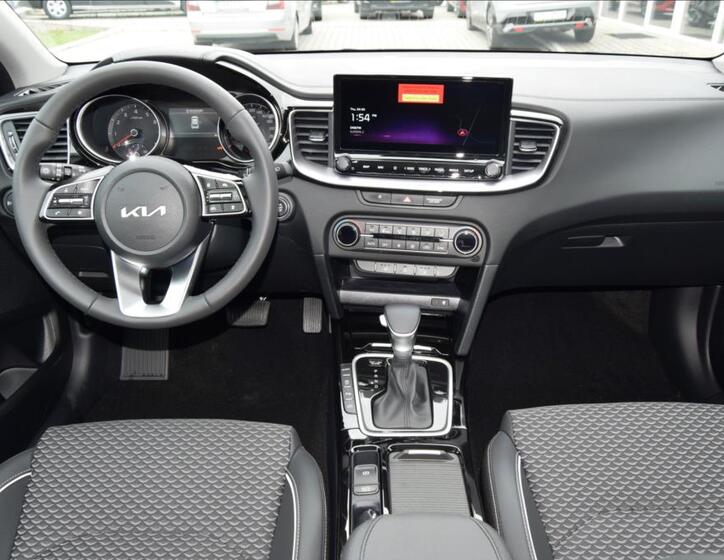 KIA XCeed 5