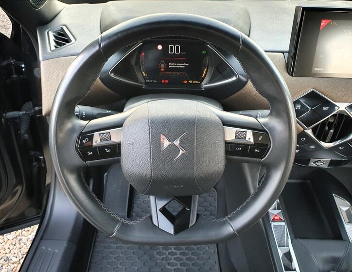 DS Automobiles DS3 Crossback SUV 1,5 l 75 kw