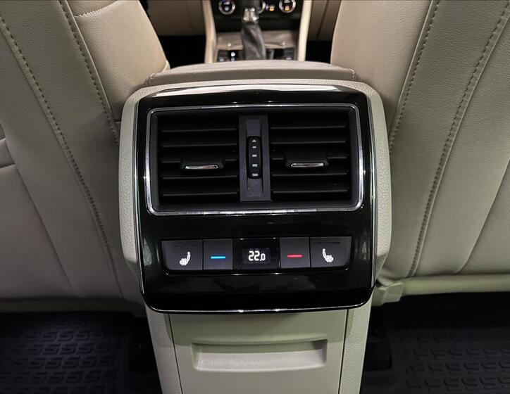 Škoda Superb 27