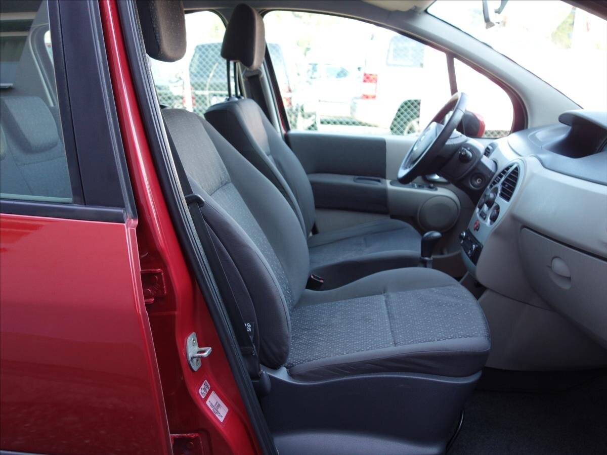 Renault Modus Hatchback 1,5 l 60 kw