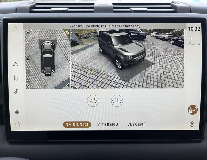 Land Rover Defender 21