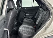 Volkswagen T-Roc SUV / Terénní 1,5 l 110 kw
