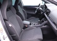 Škoda Karoq SUV / Terénní 1,5 l 110 kw