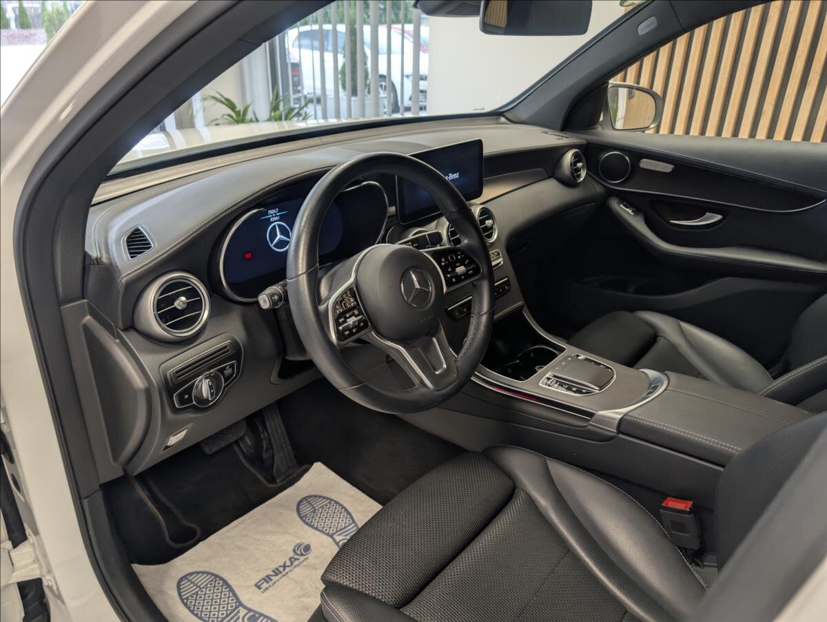 Mercedes-Benz GLC SUV 2,0 l 145 kw