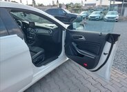 Mercedes-Benz CLA 17