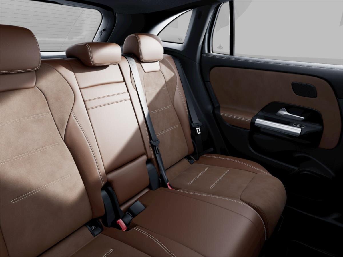 Mercedes-Benz GLA SUV 2,0 l 110 kw