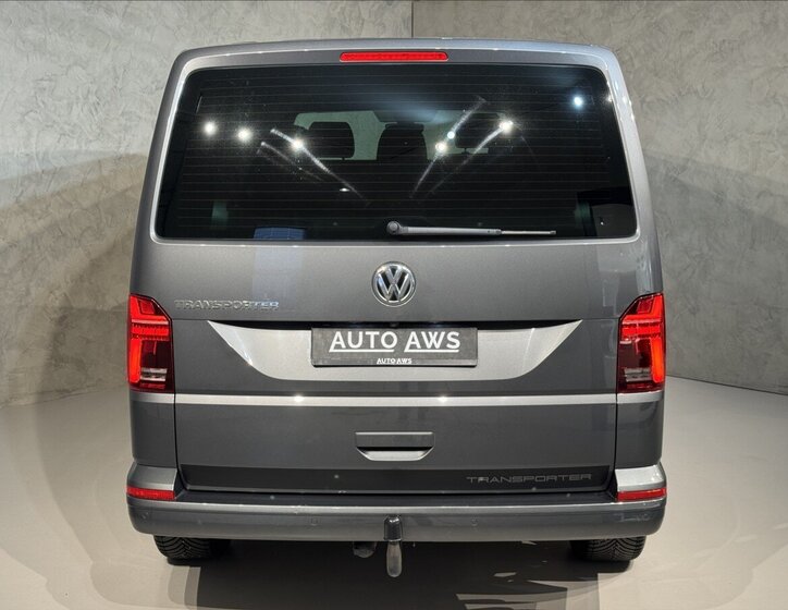 Volkswagen Transporter 9