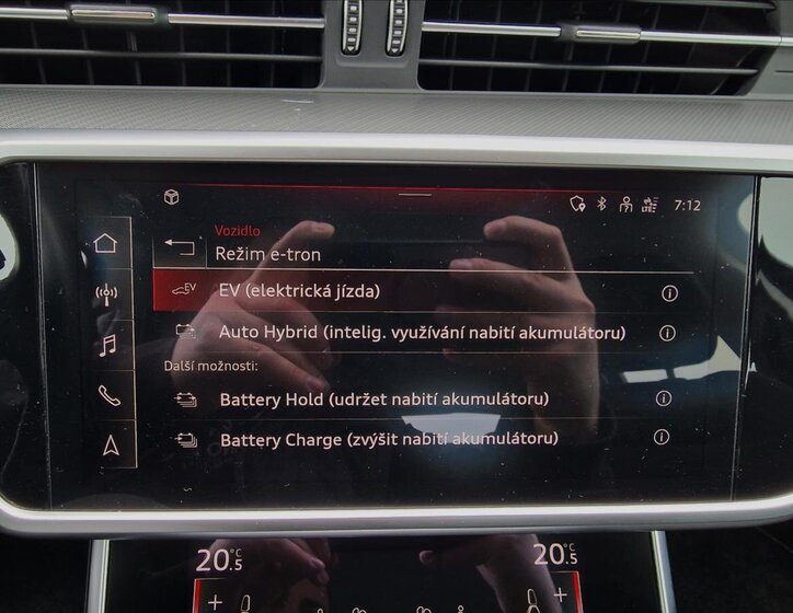 Audi A6 Kombi 2,0 l 220 kw