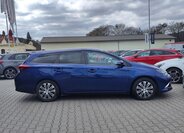 Toyota Auris Kombi 1,6 l 82 kw