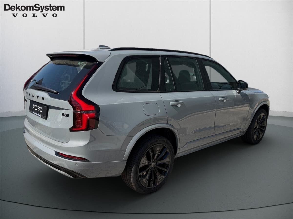 Volvo XC90 SUV / Terénní 2,0 l 0