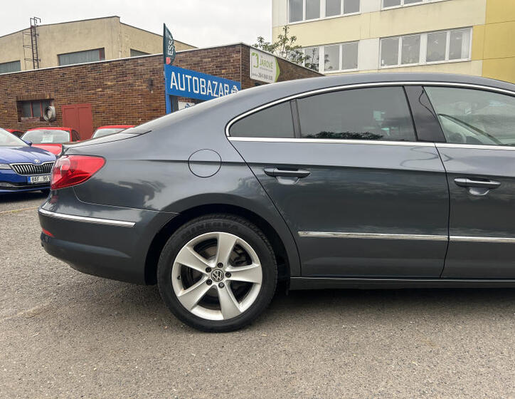 Volkswagen Passat CC 16