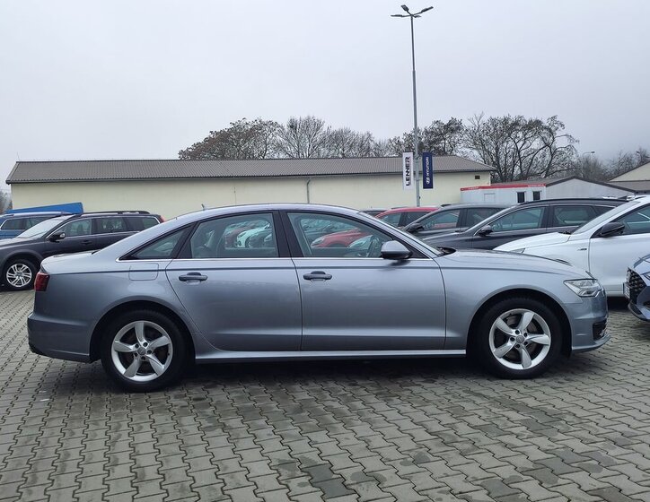 Audi A6 Sedan / Limuzína 3,0 l 200 kw