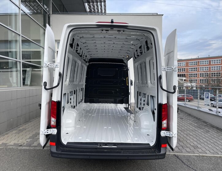 Volkswagen Crafter Skříň 2,0 l 103 kw