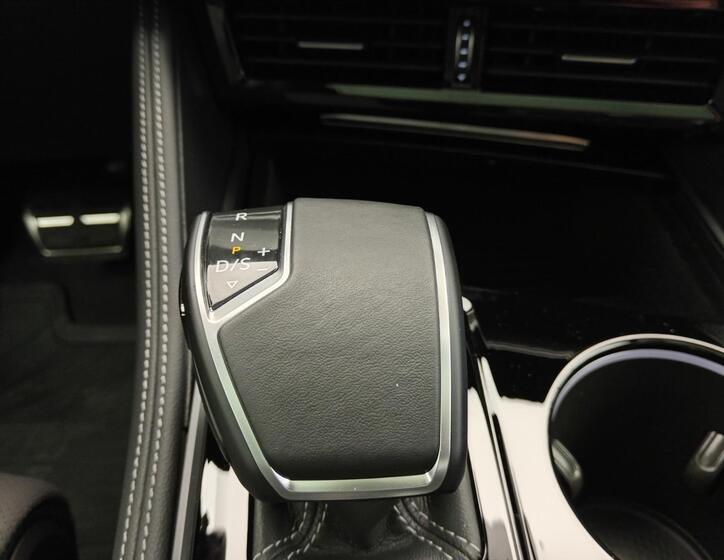 Volkswagen Touareg 21