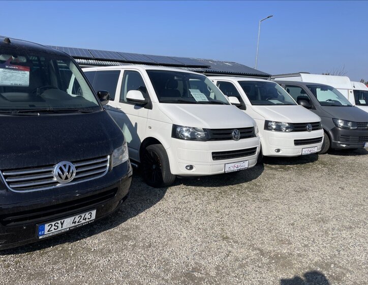 Volkswagen Transporter Kombi 2,0 l 84 kw