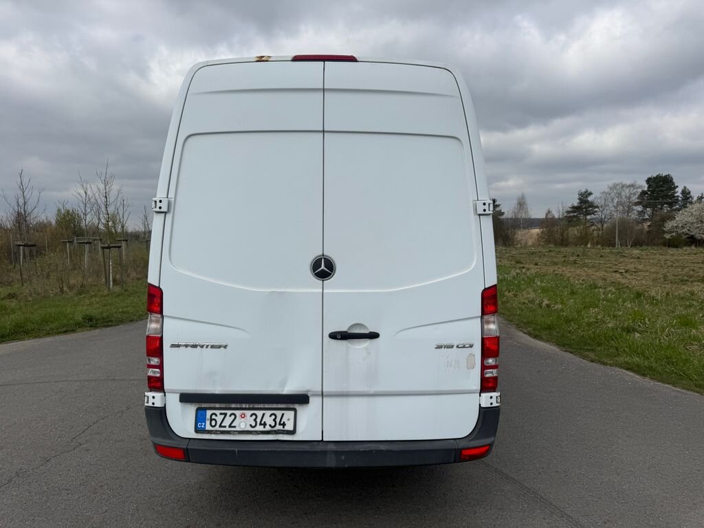 Mercedes-Benz Sprinter Skříň 3,0 l 140 kw