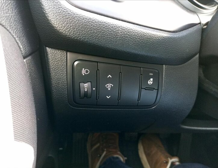 KIA Ceed Hatchback 1,4 l 73 kw