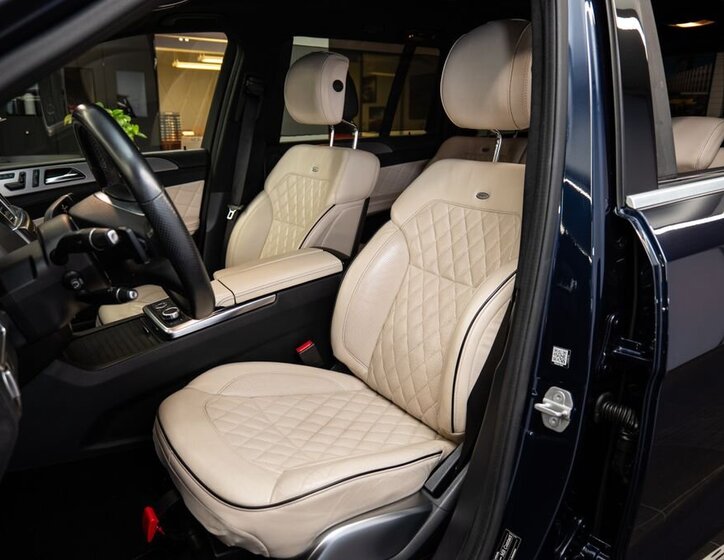 Mercedes-Benz GL SUV 4,7 l 320 kw