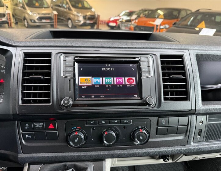 Volkswagen Transporter 16