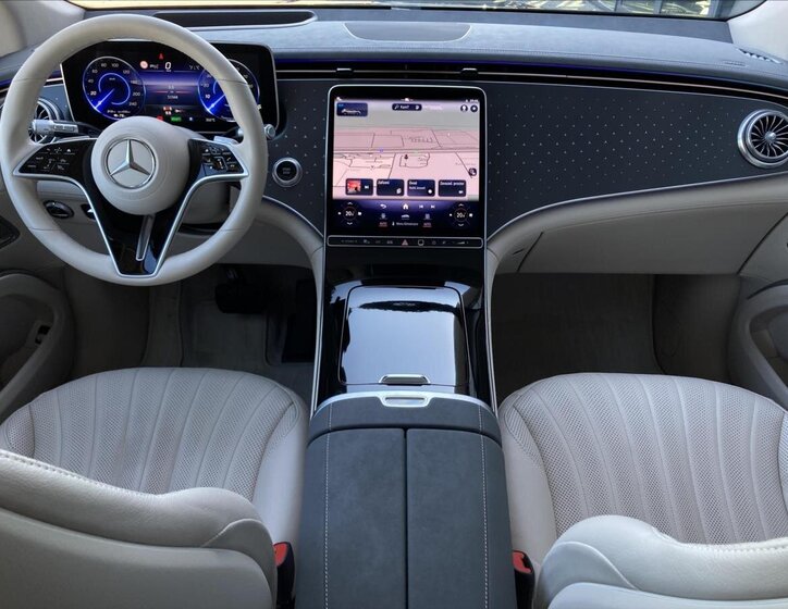 Mercedes-Benz EQS 12