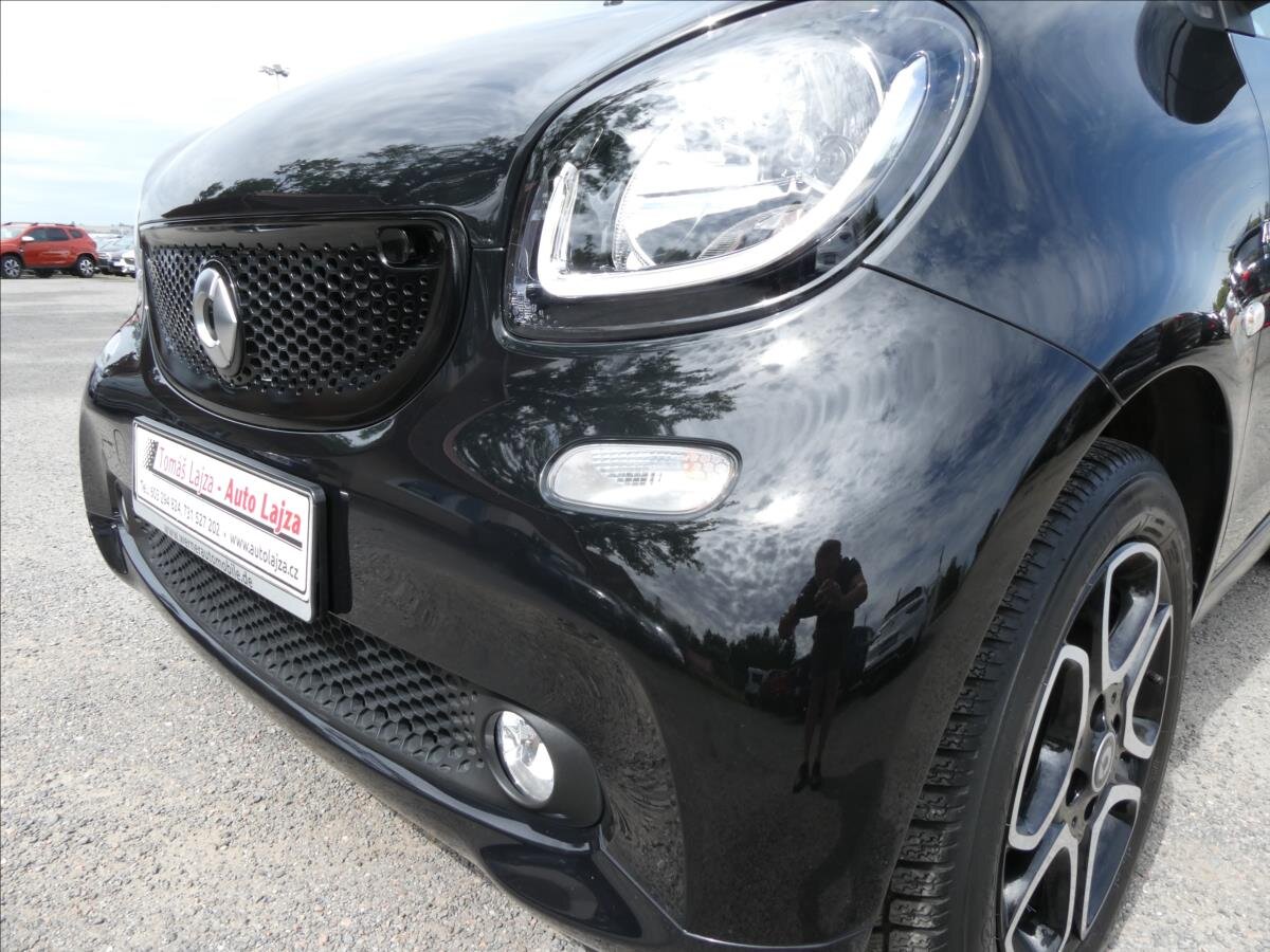 Smart Fortwo Hatchback 898,0 66 kw