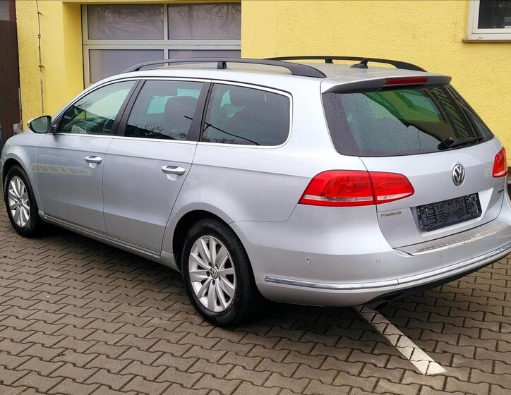 Volkswagen Passat Kombi 1,4 l 90 kw