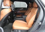Bentley Bentayga 11